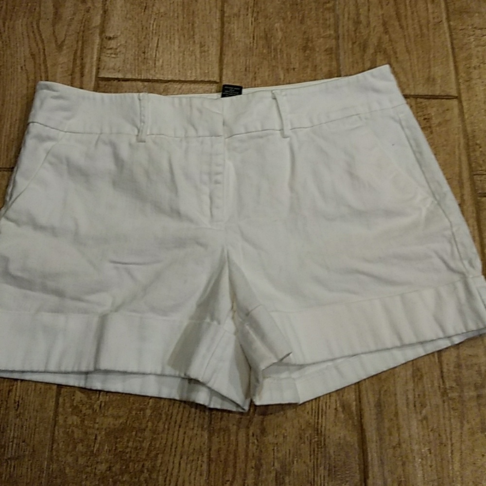 New York & Company white shorts